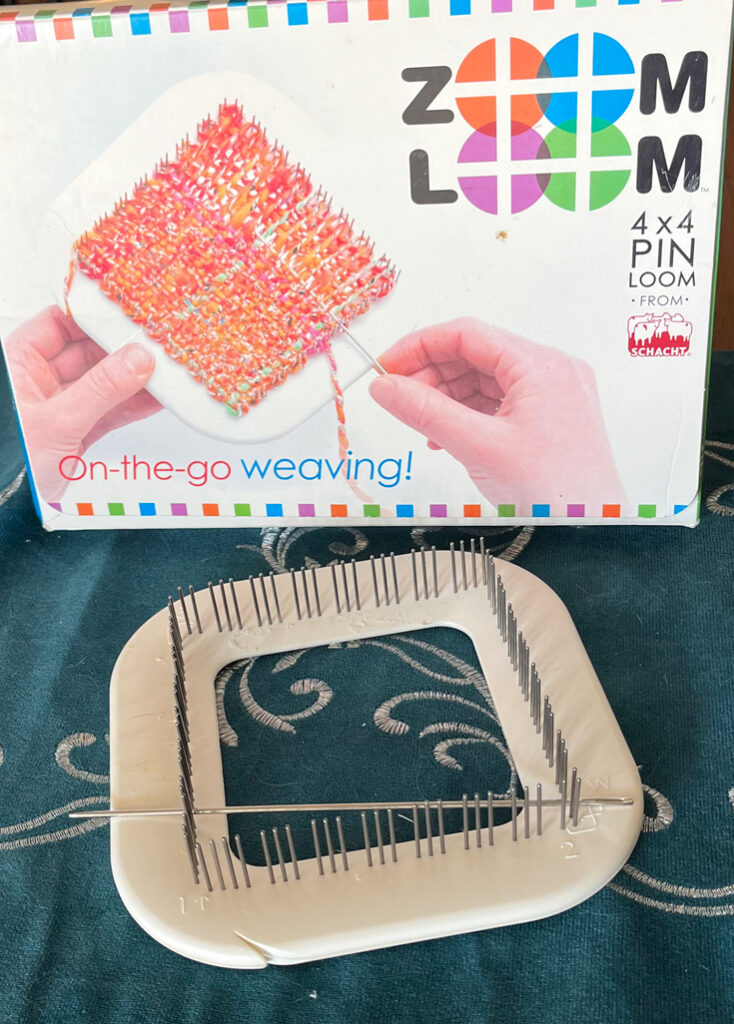 Zoom Loom 4x4 Pin Loom from Schacht